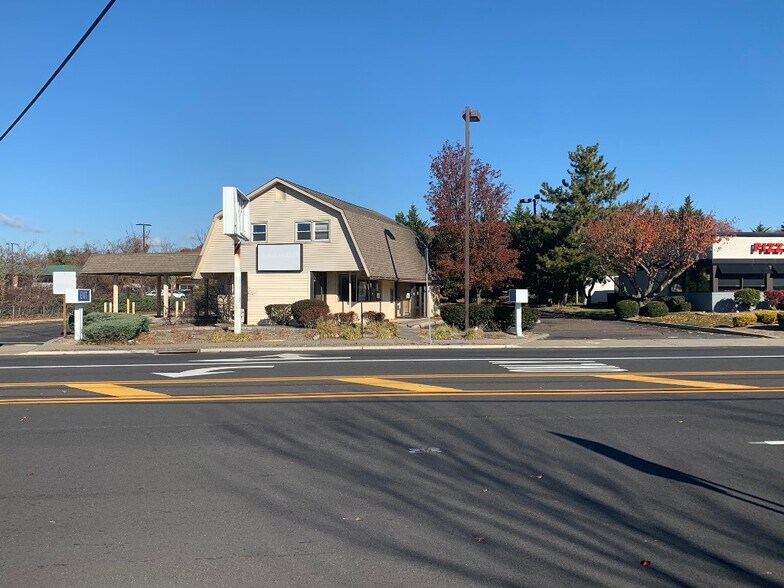 610 Mill Rd, Absecon, NJ for sale - Building Photo - Image 1 of 1