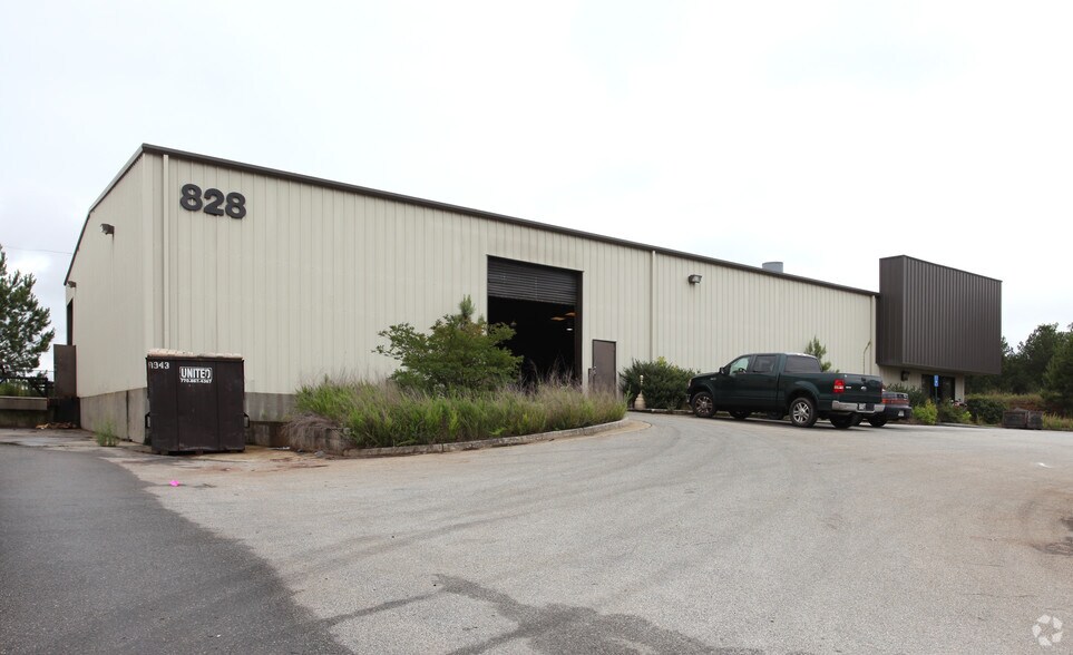 828 Bill Rutledge Rd, Winder, GA for sale - Primary Photo - Image 1 of 1