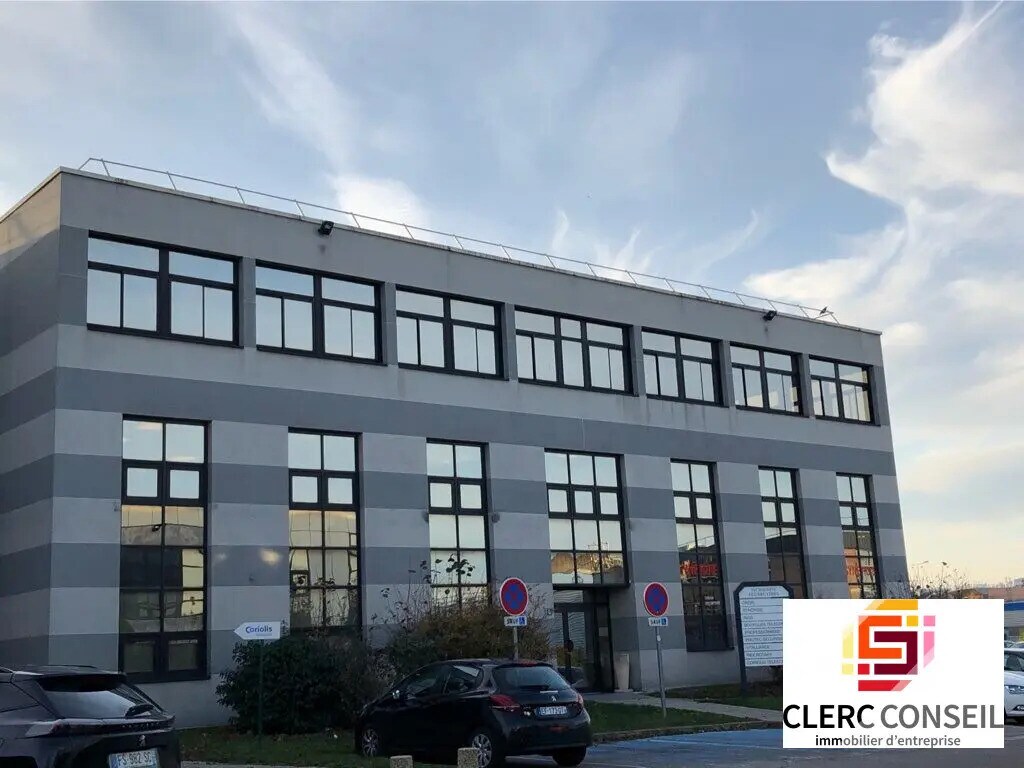 Location Bureaux 165 m² - Photo 1