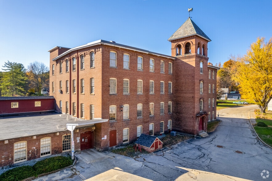 1 Riverside Way, Wilton, NH for lease - Building Photo - Image 3 of 31
