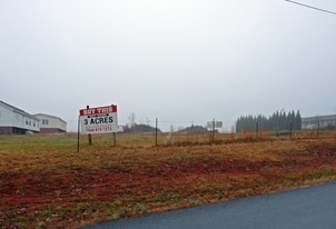 Beechnut Ln, Statesville NC - Motel