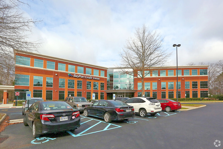 One Bayport Way, Newport News, VA for lease - Building Photo - Image 1 of 1