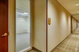 1200 N Mayfair Rd, Wauwatosa, WI for lease Interior Photo- Image 1 of 5