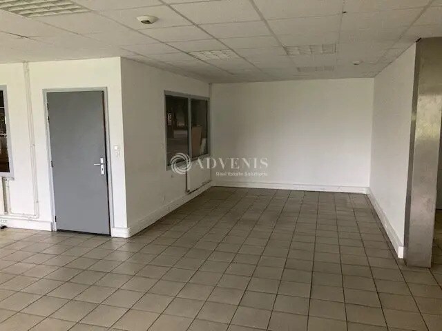 Office in Blois for lease - Interior Photo - Image 2 of 5