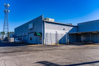 2800 S MacArthur Dr, Alexandria, LA for lease Building Photo- Image 2 of 11