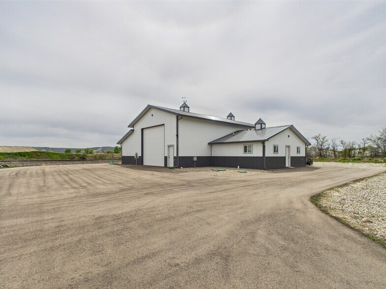 4799 Cascade Rd, Emmett, ID for sale - Primary Photo - Image 1 of 1