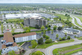 1500 W Shure Dr, Arlington Heights, IL - aerial  map view