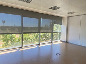 Avenida de Pirineos, 7, San Sebastián de los Reyes, Madrid for lease Building Photo- Image 2 of 16