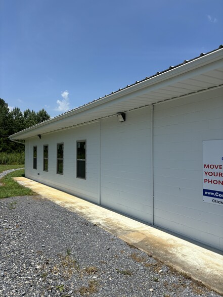 3323 Cosby Hwy, Cosby, TN for lease - Building Photo - Image 2 of 3