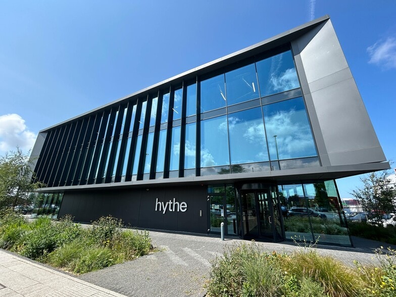 1 Tower Rd, Birkenhead for lease - Building Photo - Image 1 of 8