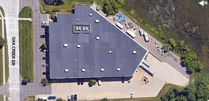 30779 Oak Creek Dr, Wixom, MI - AERIAL map view