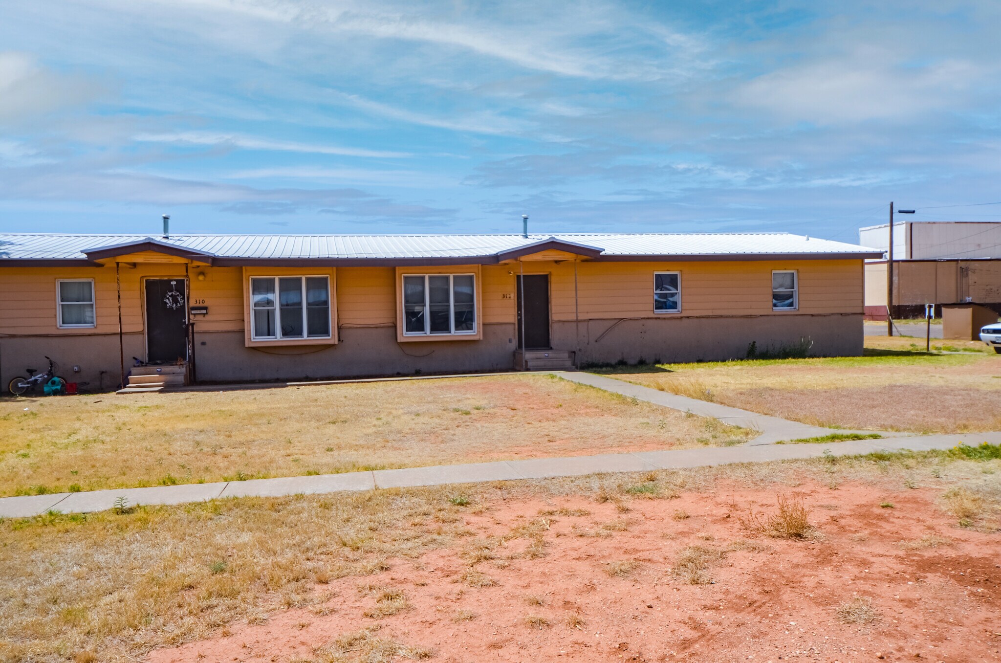201309 S Avenue C & D, Post, TX 79356