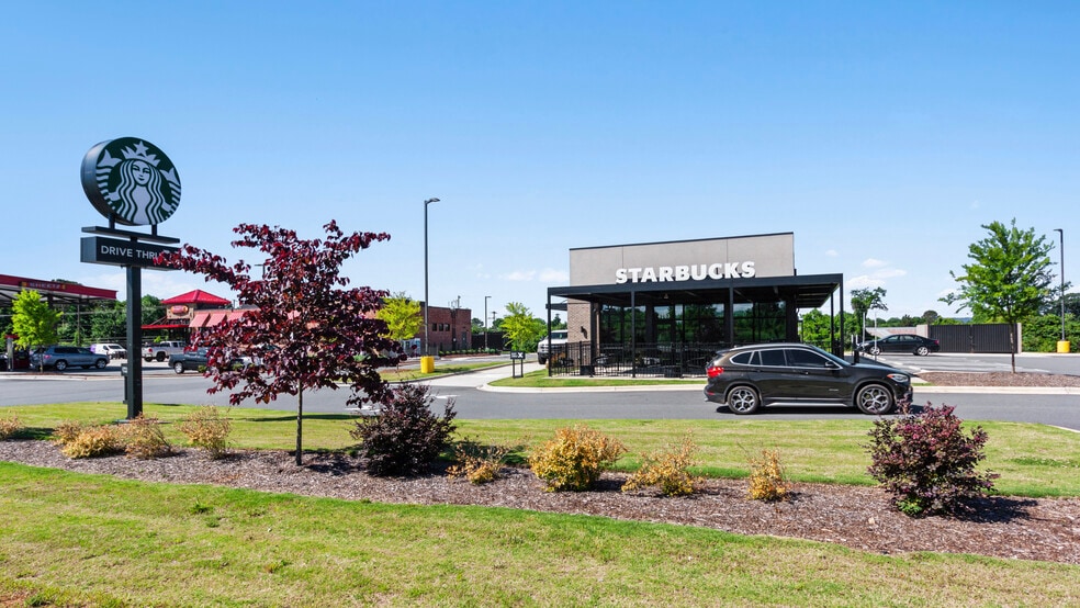 4763 Hickory Blvd, Granite Falls, NC for sale - Building Photo - Image 2 of 4