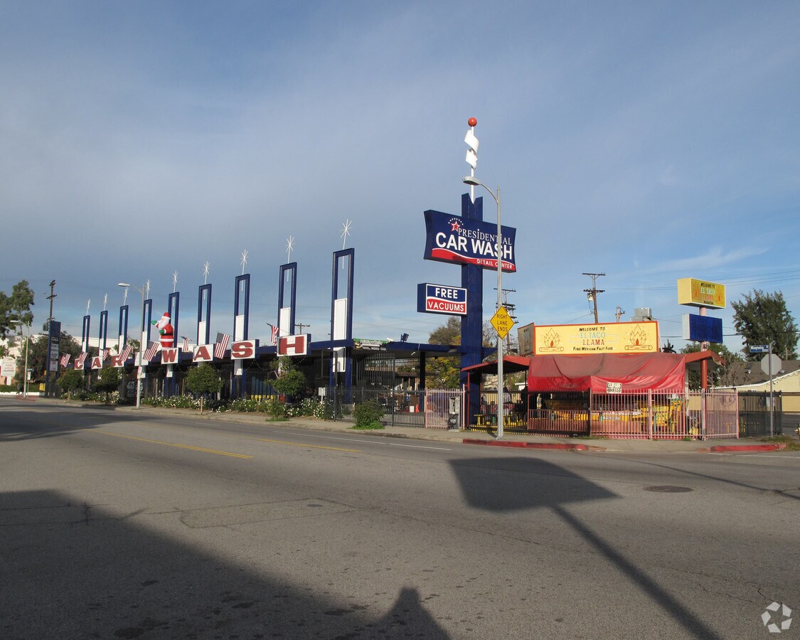 10515 Magnolia Blvd, North Hollywood, CA 91601