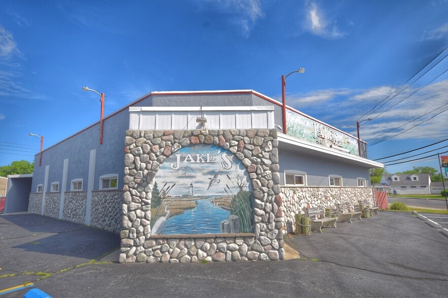 1075 Bayshore Rd, Villas, NJ for sale - Building Photo - Image 1 of 1
