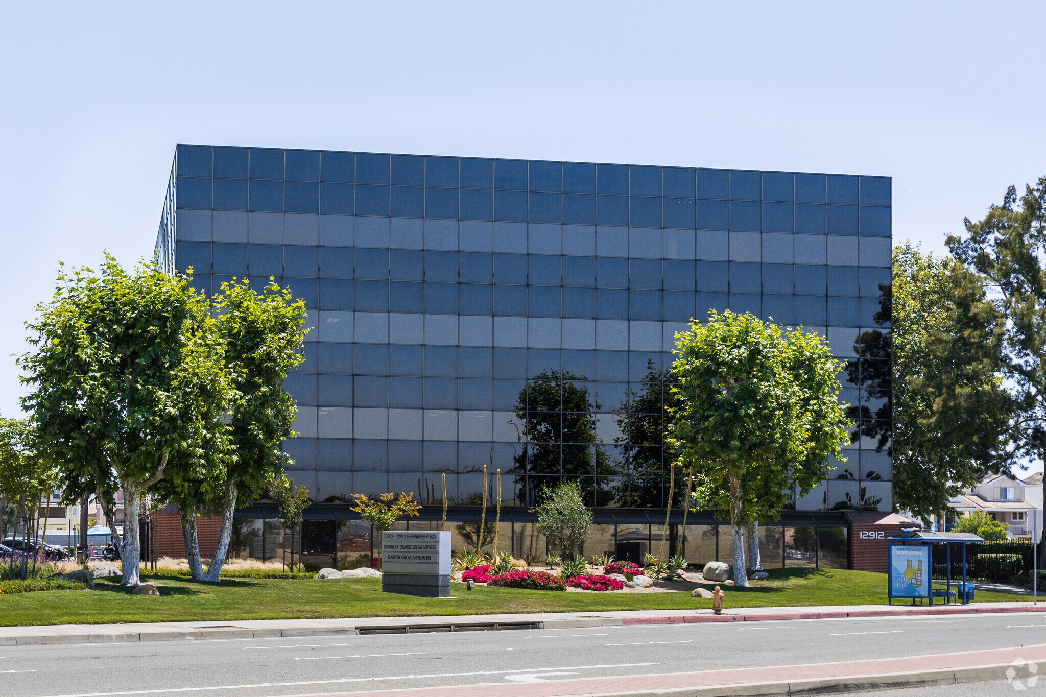 12912 Brookhurst St, Garden Grove, CA for lease Primary Photo- Image 1 of 4