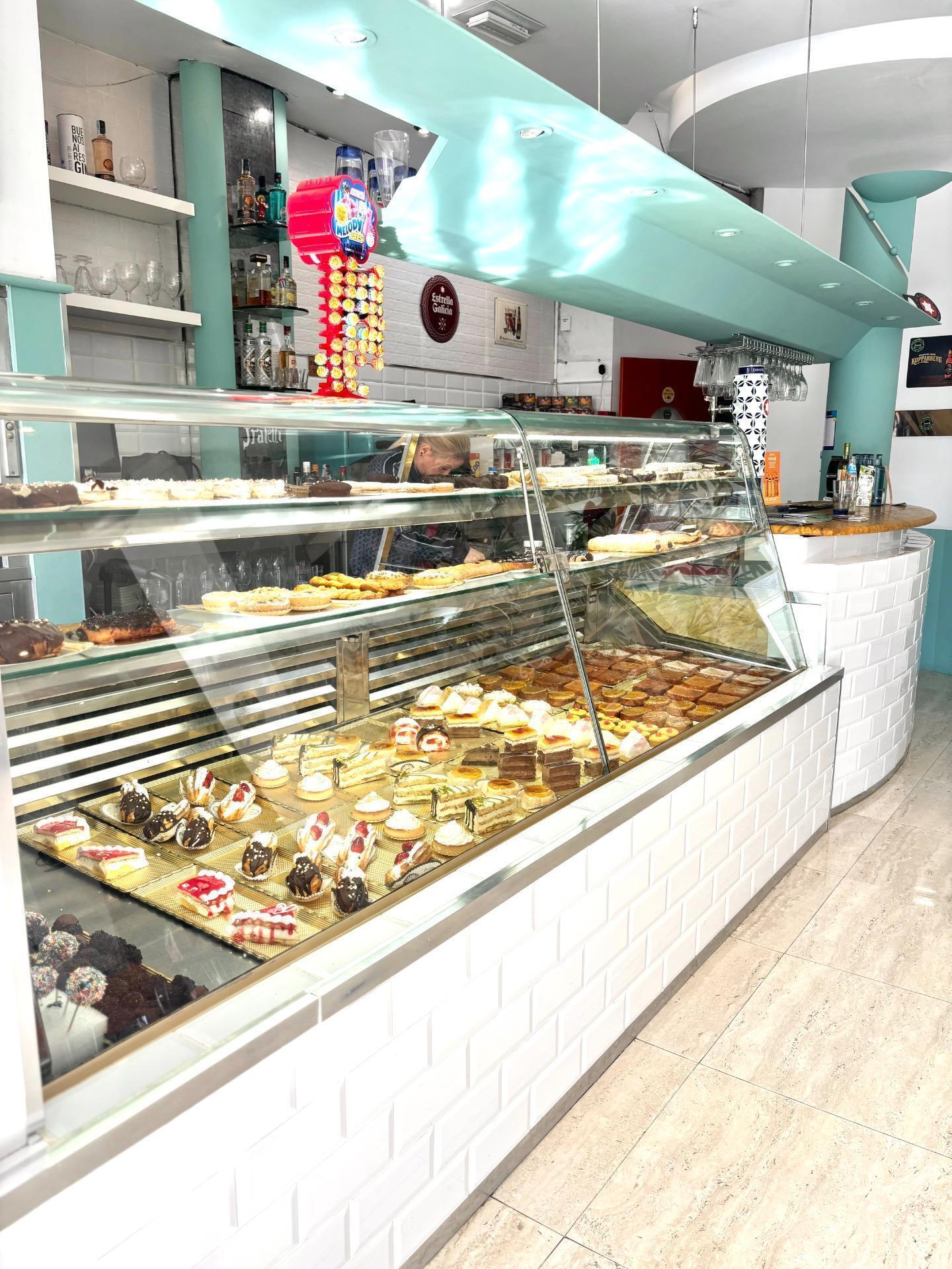 Retail in Málaga for lease Interior Photo- Image 1 of 8