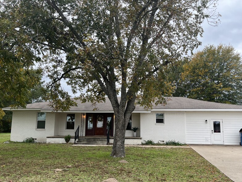 1507 S Main St, Lindale, TX for sale - Primary Photo - Image 1 of 1