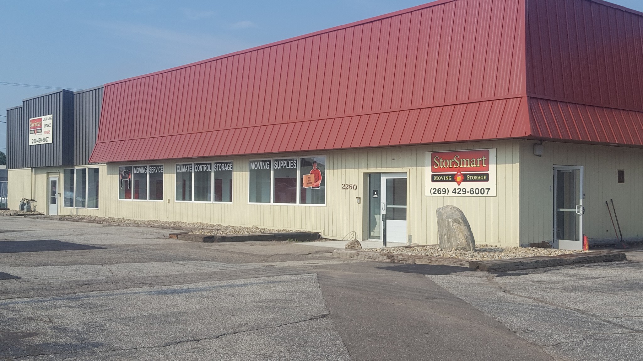 2260 M139, Benton Harbor, MI for sale Primary Photo- Image 1 of 1