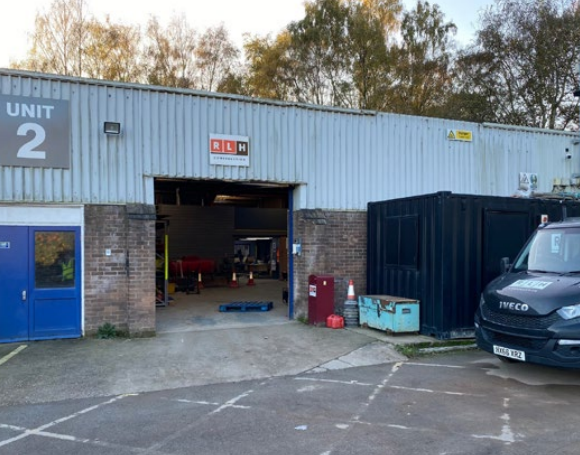 Unit 1-4 Redbrook Lane Industrial Estate portfolio of 3 properties for sale on LoopNet.com - Primary Photo - Image 3 of 3