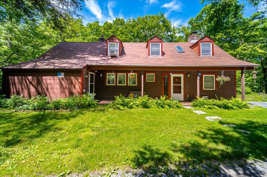 12 Woodlea Rd, Salt Point, NY for sale - Building Photo - Image 2 of 29