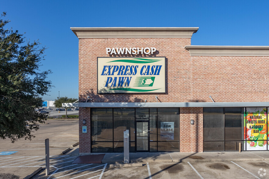 3320-3418 S Hwy 6, Houston, TX for lease - Building Photo - Image 3 of 7