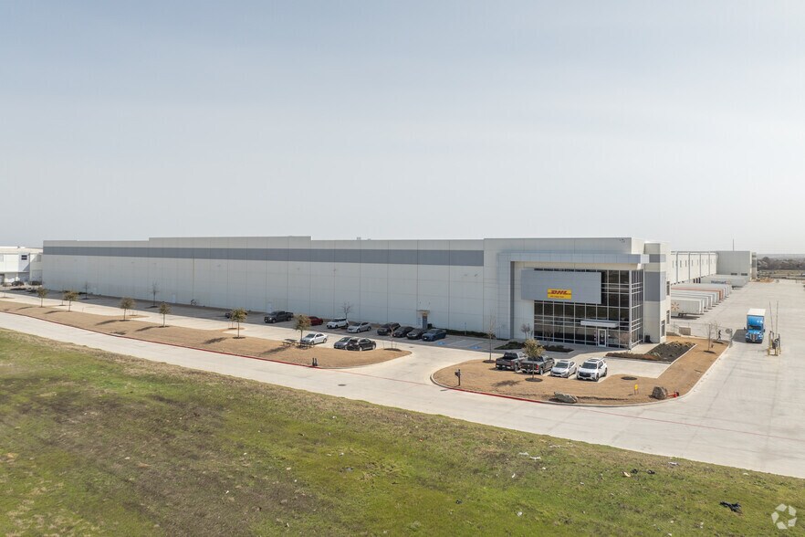 2749 Highway 114, Fort Worth, TX for sale - Primary Photo - Image 1 of 1