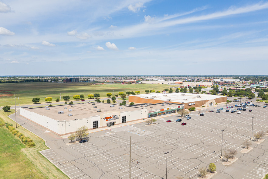 2600-2800 S Telephone Rd, Moore, OK for lease - Building Photo - Image 1 of 8