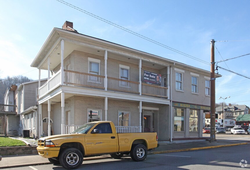 109 Third St, Aurora, IN for sale - Primary Photo - Image 1 of 1