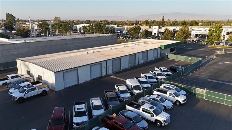 5401 Gasoline Alley Dr, Bakersfield, CA for lease - Building Photo - Image 3 of 13