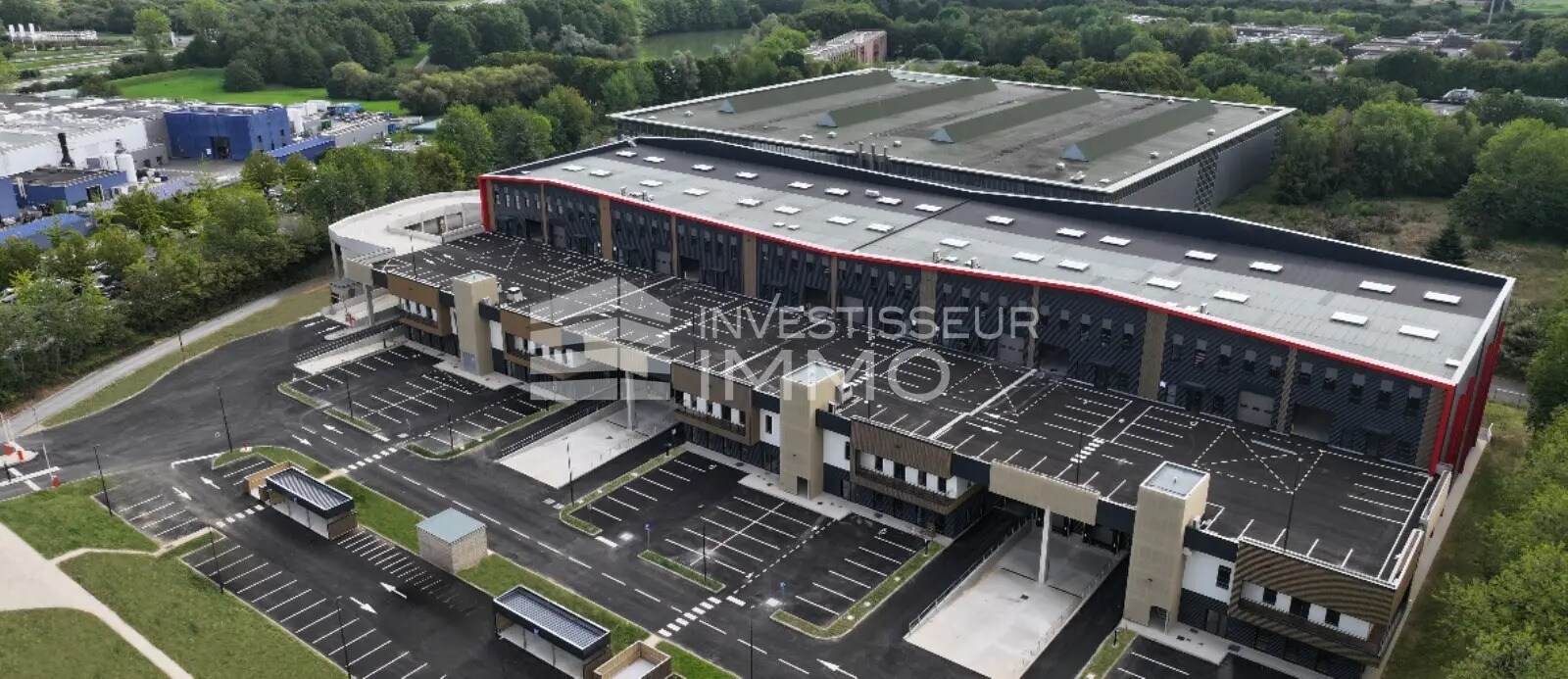 Flex in Élancourt for lease Aerial- Image 1 of 6