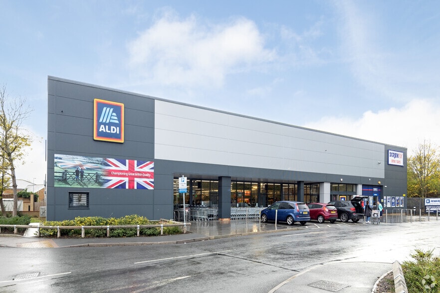 99-101 London Rd, Grays for sale - Primary Photo - Image 1 of 1