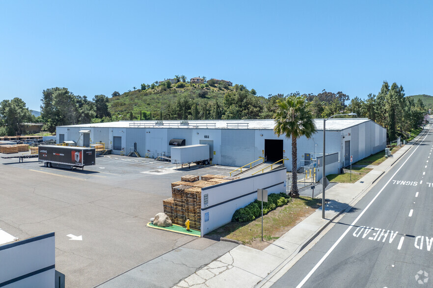 664 N Twin Oaks Valley Rd, San Marcos, CA for lease - Building Photo - Image 3 of 6