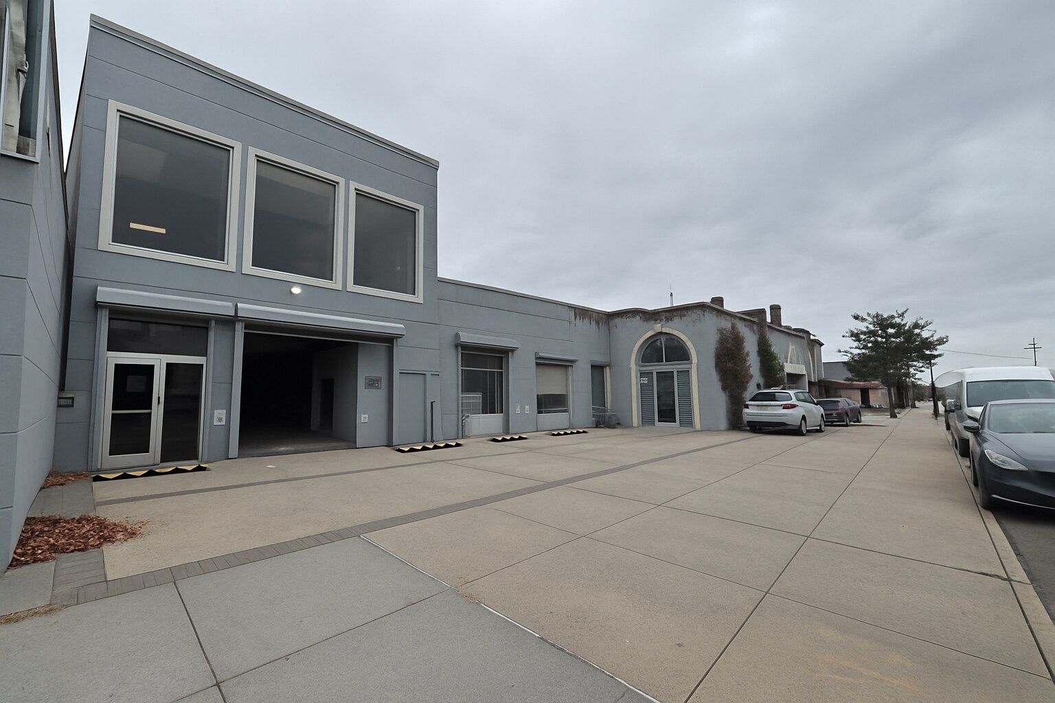 12419 Metropolitan Ave, Kew Gardens, NY for lease Building Photo- Image 1 of 3