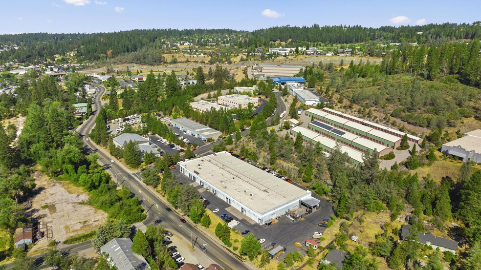 110 Spring Hill Dr, Grass Valley, CA for sale - Building Photo - Image 3 of 4