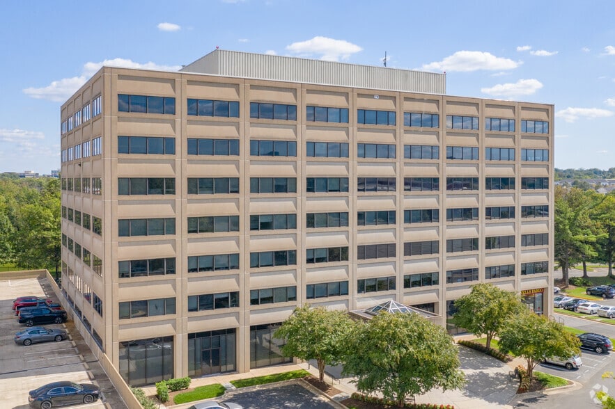 11781 Lee Jackson Hwy, Fairfax, VA for lease - Building Photo - Image 3 of 5