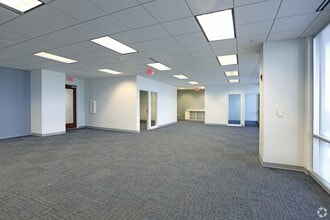 1 W Fourth St, Winston-Salem, NC for lease Interior Photo- Image 2 of 4