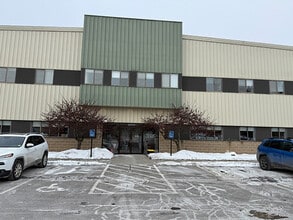 93 Pilgrim Park Rd, Waterbury, VT for lease Building Photo- Image 2 of 4