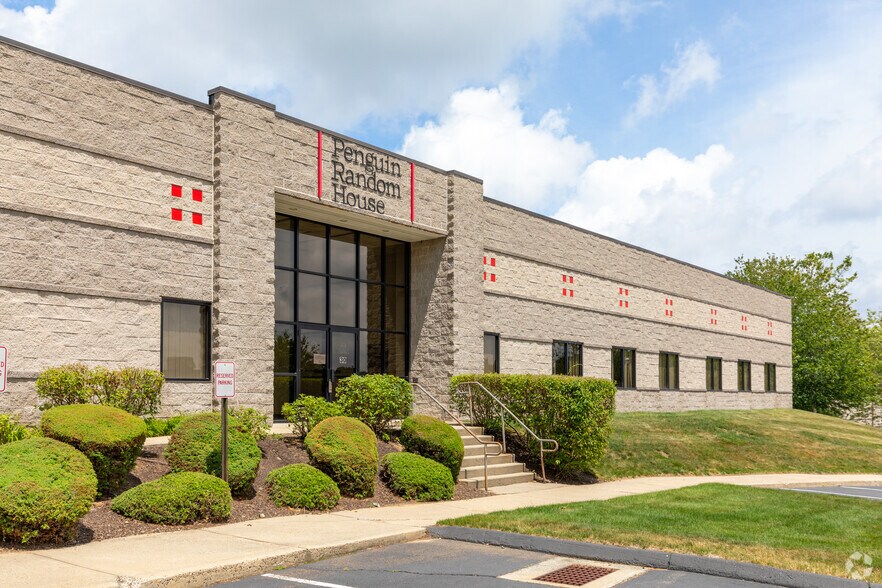 30 Ivy Brook Rd, Shelton, CT 06484