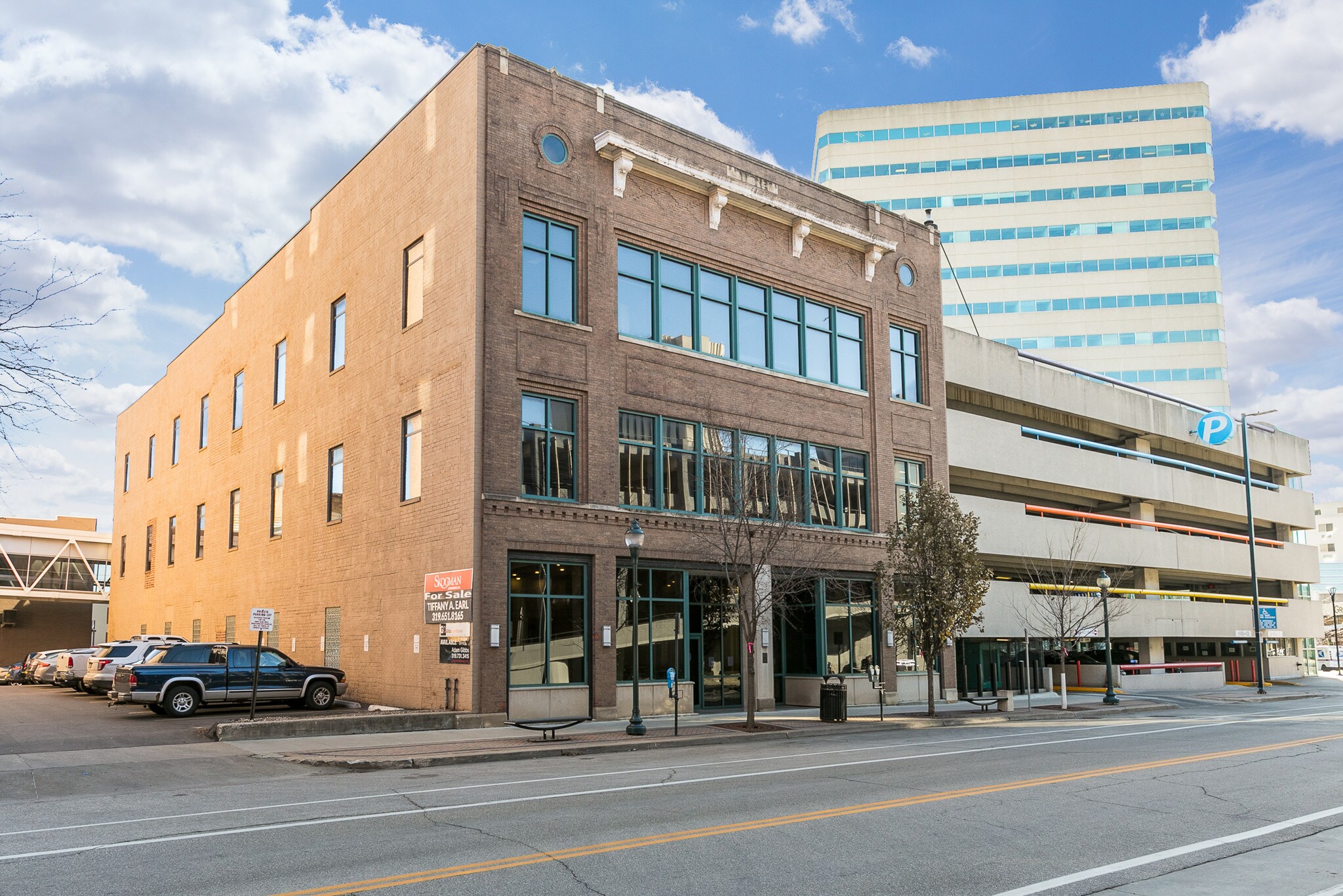 213 4th Ave SE, Cedar Rapids, IA for sale Building Photo- Image 1 of 1
