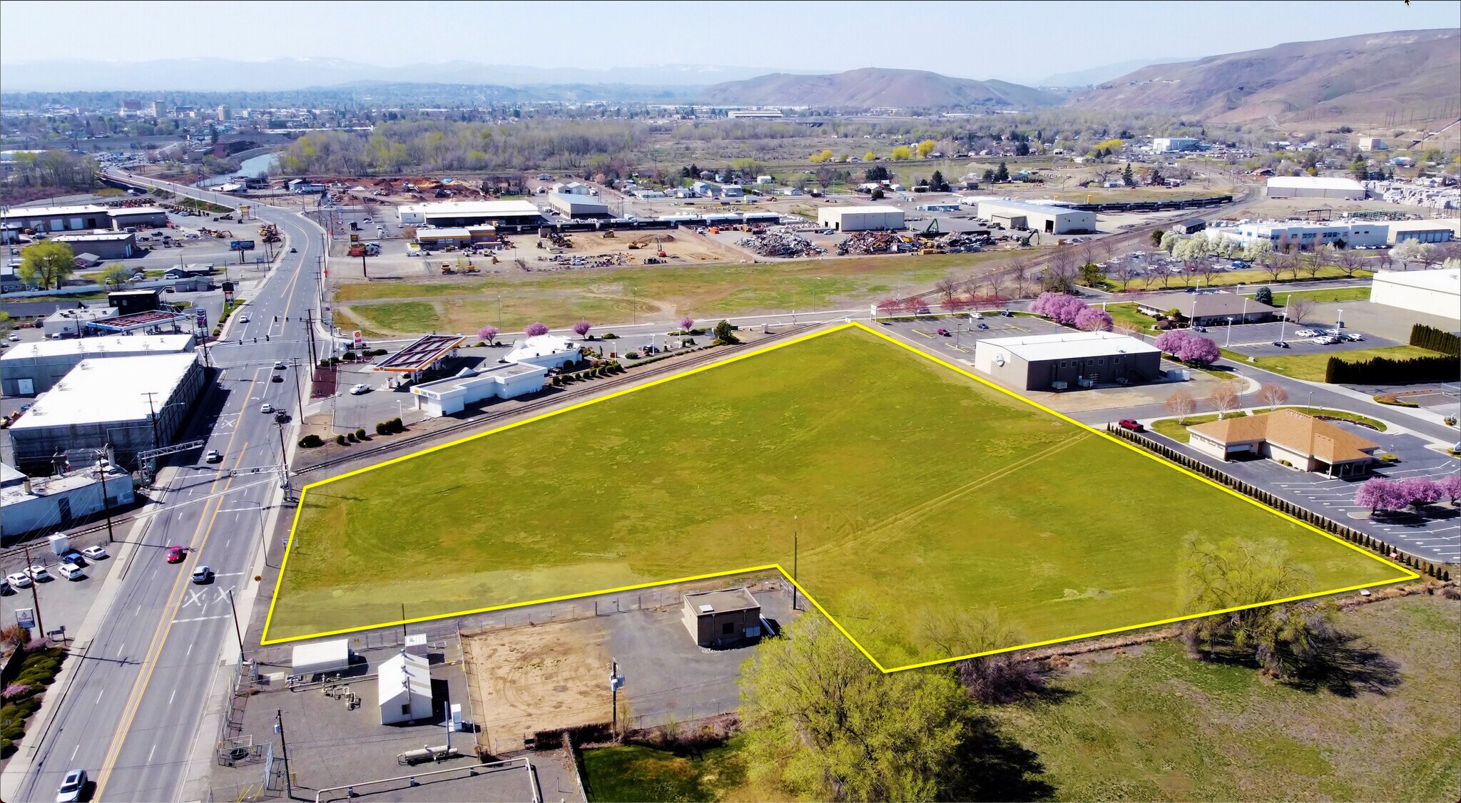Terrace Heights Dr, Yakima, WA 98901 Commercial/Industrial Land