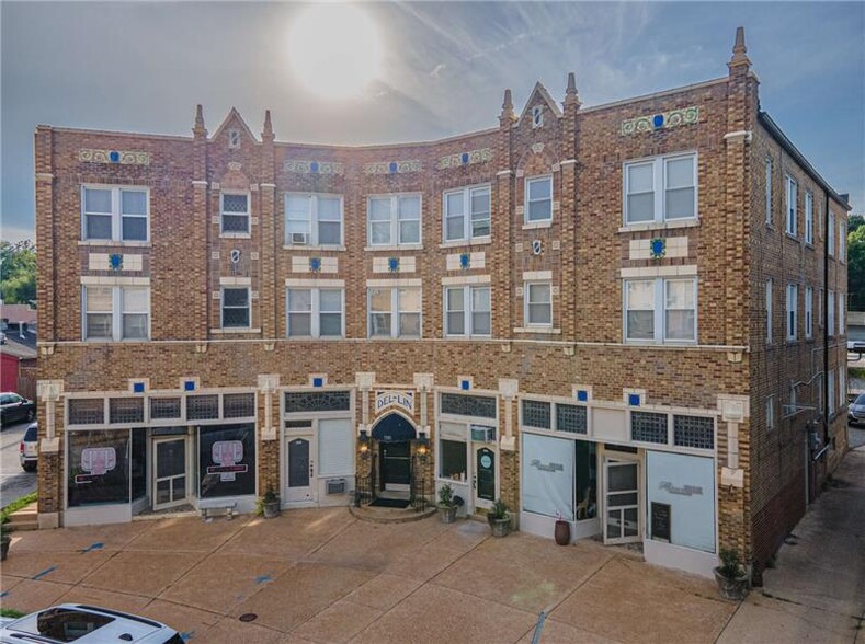 7351 Lindell Blvd, Saint Louis, MO for sale - Building Photo - Image 1 of 1