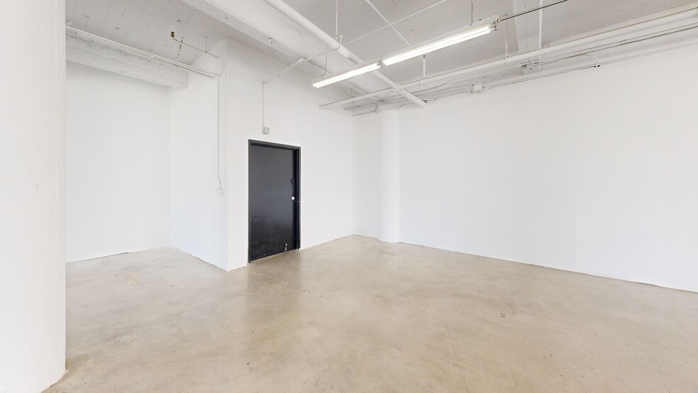 1024 Santee St, Los Angeles, CA for lease - Interior Photo - Image 2 of 9