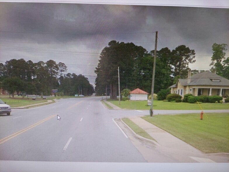 504 N Main St, Sylvester, GA for sale - Building Photo - Image 3 of 4