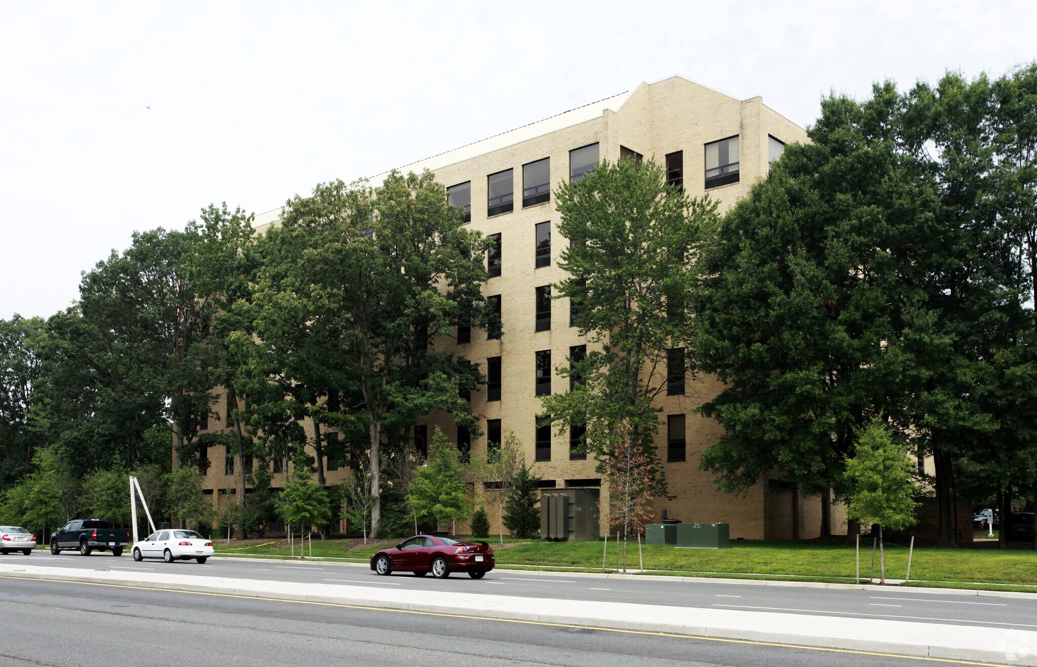 2000 N Beauregard St, Alexandria, VA for sale Primary Photo- Image 1 of 1