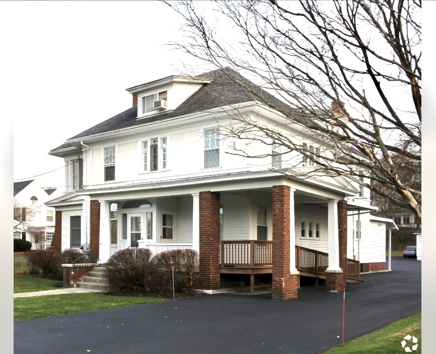 2305 Genesee St, Utica, NY 13501 - Mohawk Valley Endrocrinology | LoopNet