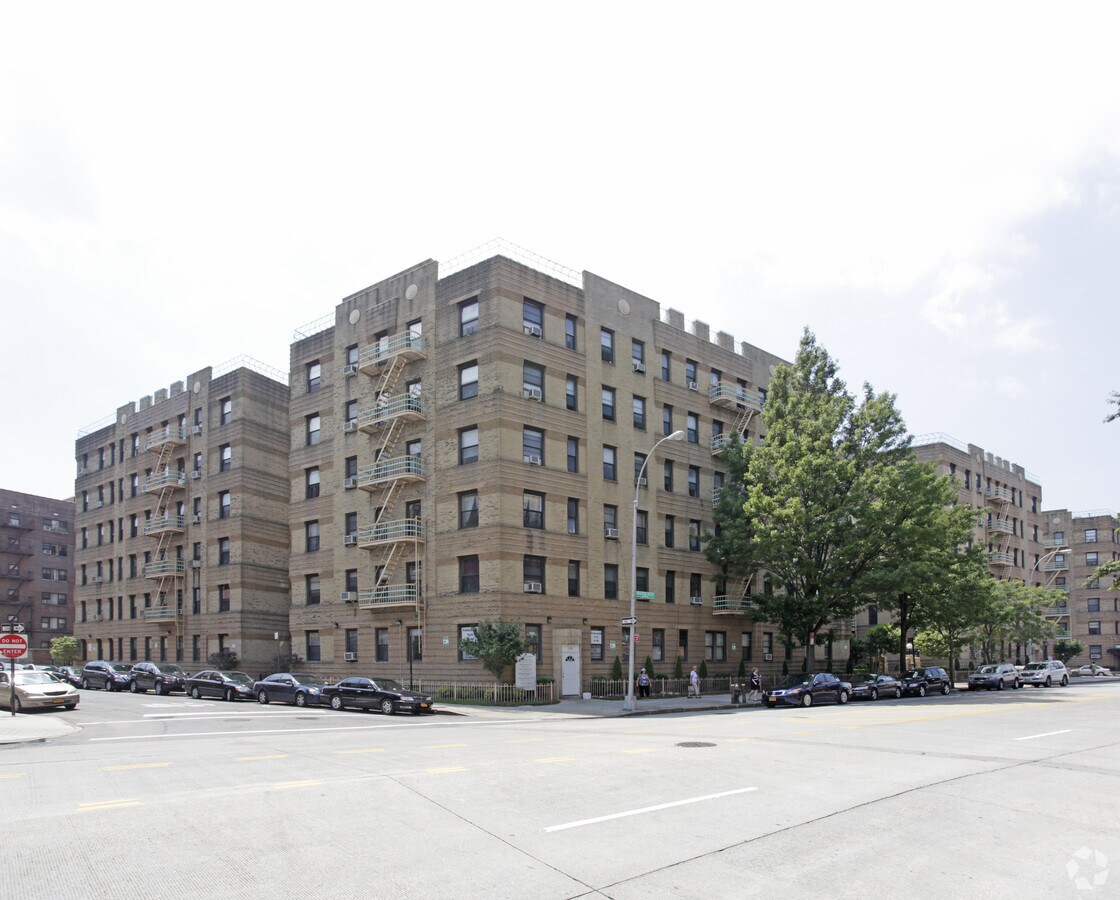 11501170 Brighton Beach Ave, Brooklyn, NY 11235