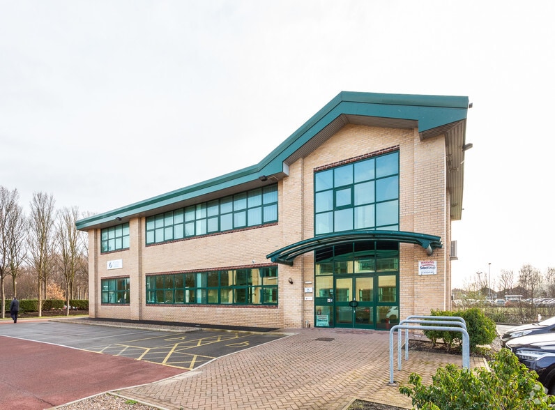 830 Lakeside Dr, Warrington for sale - Building Photo - Image 1 of 1