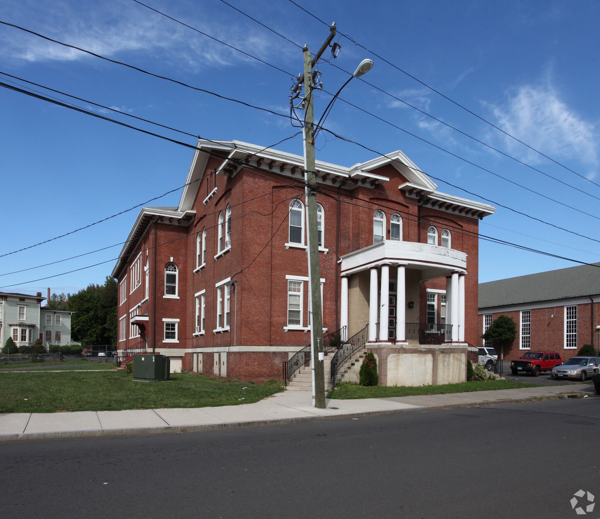 111 Franklin Sq, New Britain, CT for sale Primary Photo- Image 1 of 1