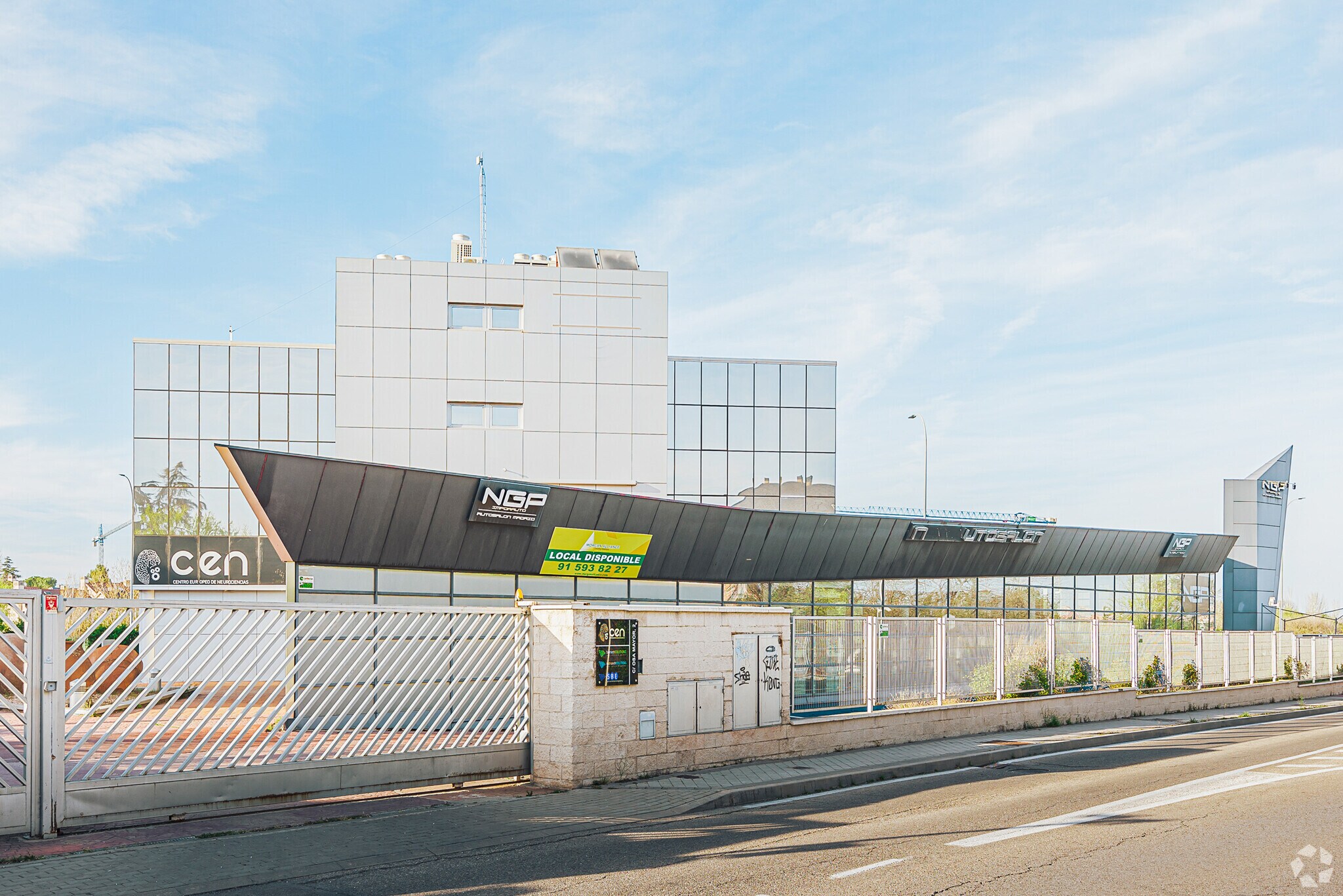 Avenida de la Osa Mayor, 2, Madrid, Madrid for sale Primary Photo- Image 1 of 1